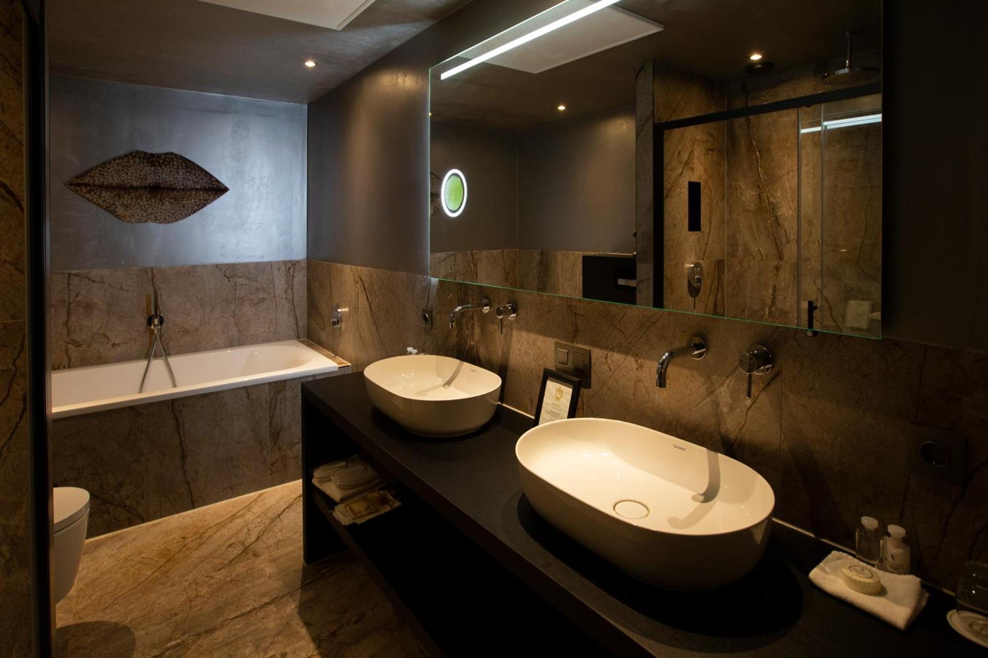 Landhuishotel De Bloemenbeek เดอลุตเตอ ภายนอก รูปภาพ